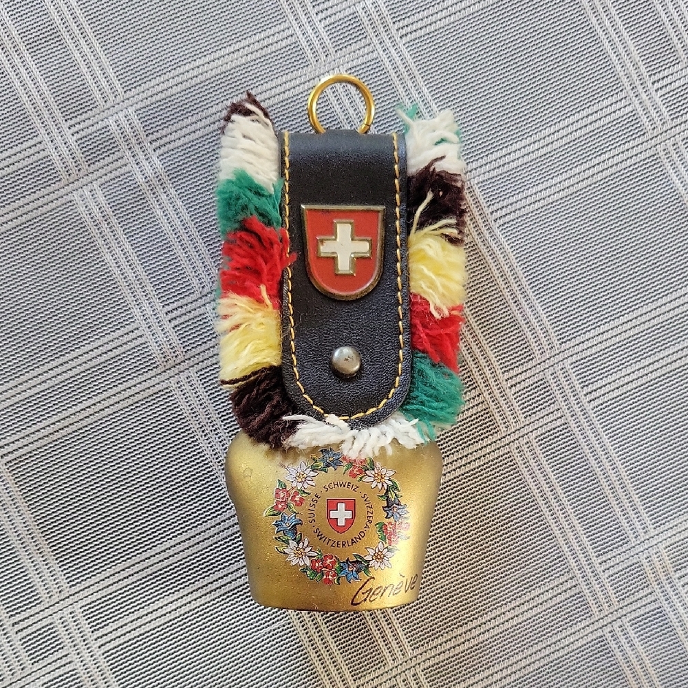 Geneve Swiss Cowbell